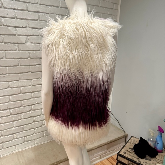 Ombre Faux Fur Vest Cream Plum Purple Shaggy Statement Festival Boho Glam BNWT - Picture 12 of 16